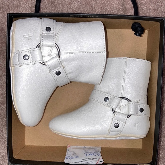 Frye baby harness white boots size 4 - Picture 1 of 11